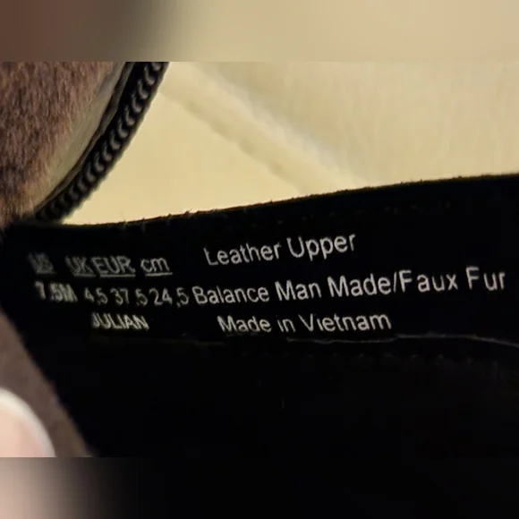 Naturalizer Julian Waterproof/Chillproof Boots - Black Leather Upper - Size 7.5 - Picture 5 of 7